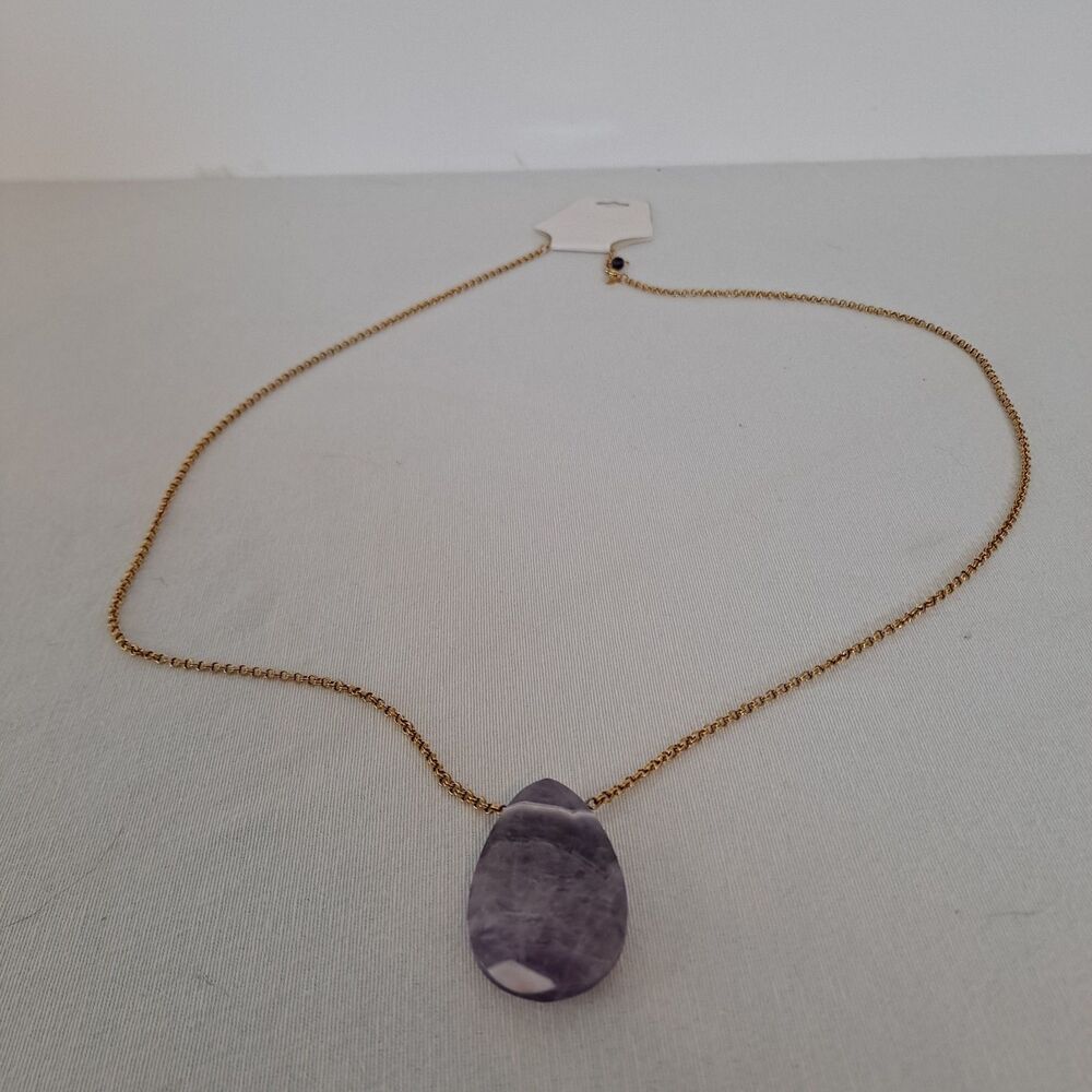 Gold Tone Necklace Marked JC With Purple Stone Teardrop Pendant  18"